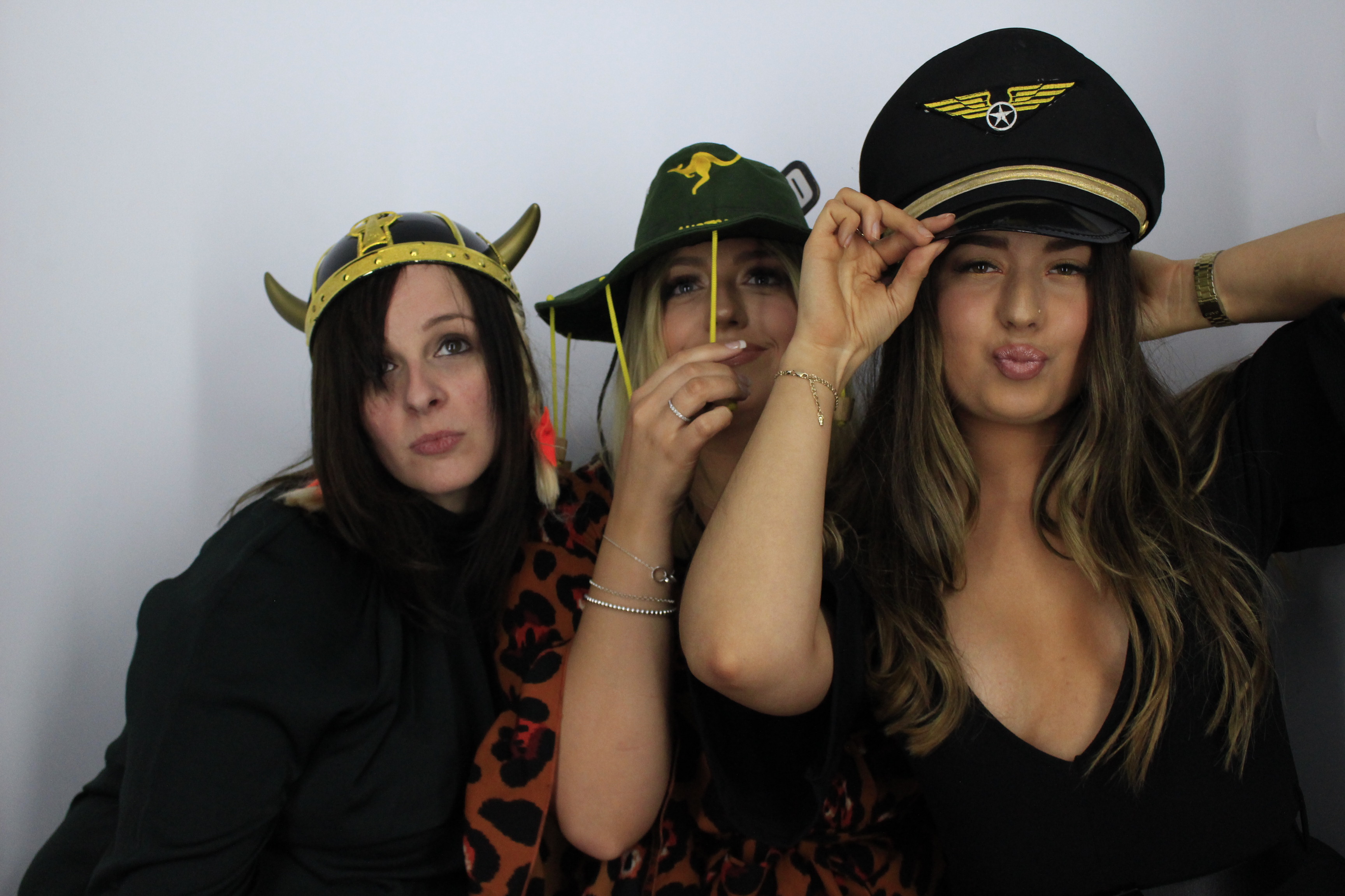 Darren and sarah’s 40th birthday celebration | View more photos from the event at gallery.myphotoboothexperience.co.uk/u/MyPhotoBoothExperienceLtd/Darren-and-sarah’s-40th-birthday-celebration